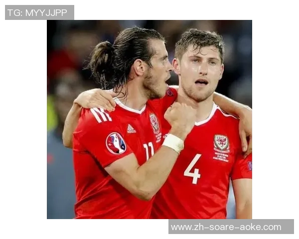 海港为何反转夺冠？4大要素曝光，三强团体“送礼”，夏窗神引援